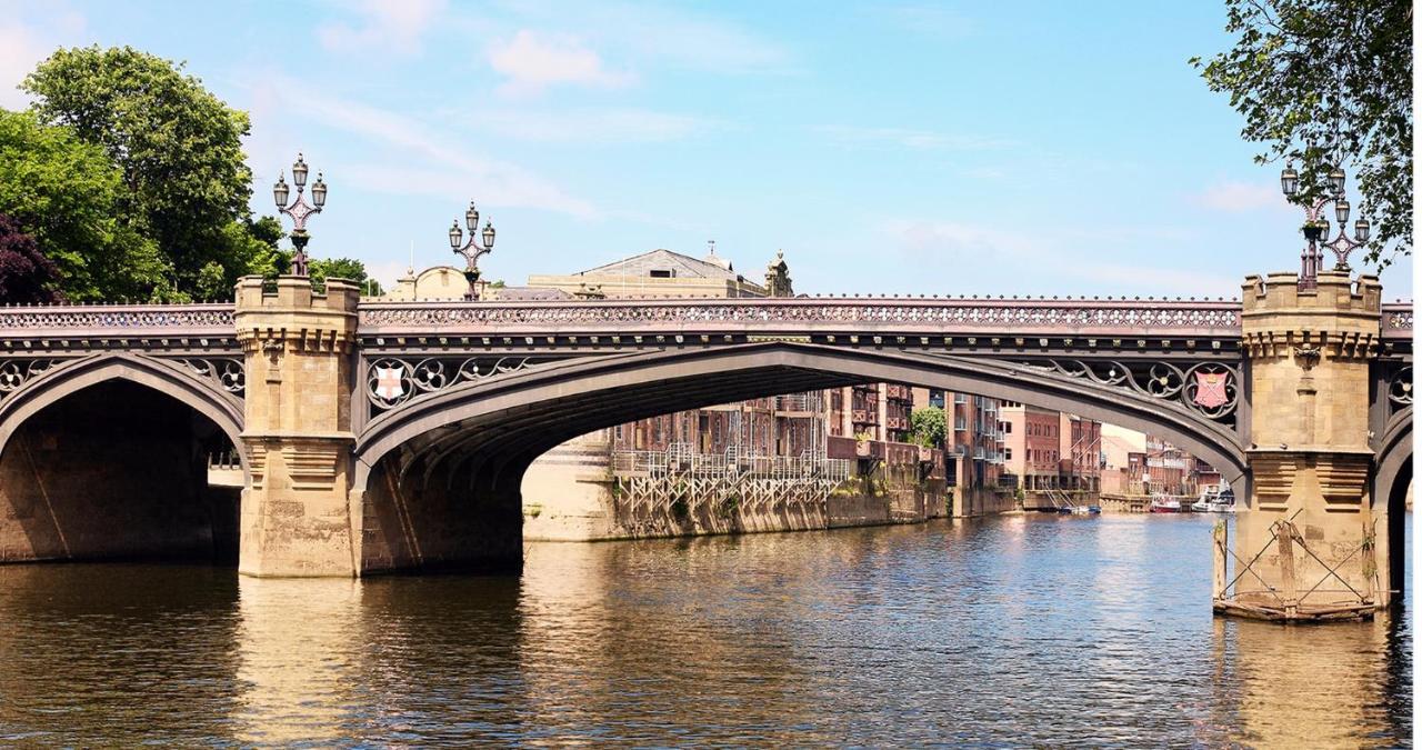 The Bishophill Gathering York - Sleeps Up To 12 エクステリア 写真